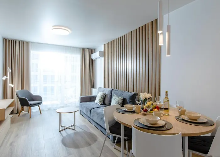 In By River And Apartament *