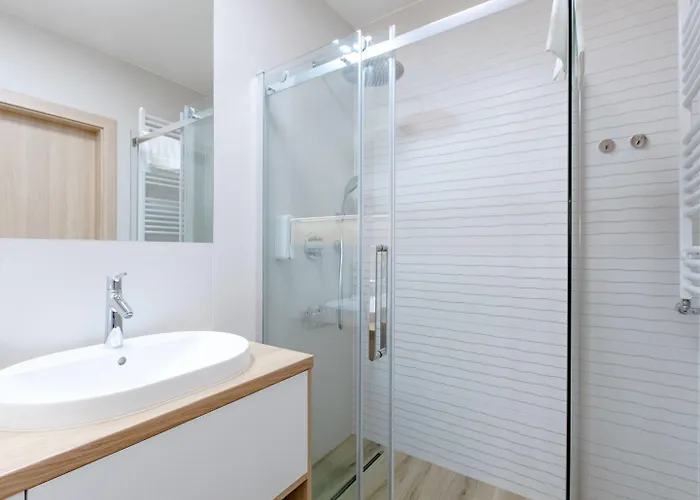 In By River And Apartament