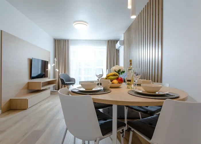 In By River And Apartament Dziwnów