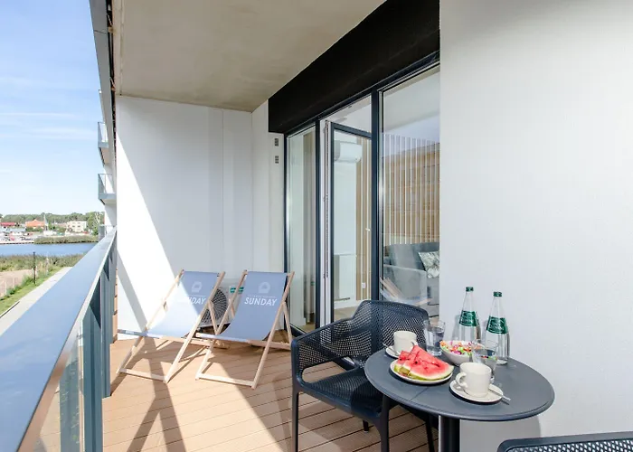 In By River And Apartament